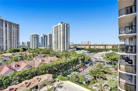 19667 Turnberry Way Aventura FL 33180