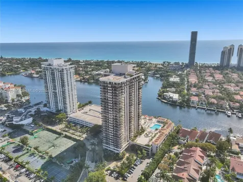 19667 Turnberry Way Aventura FL 33180
