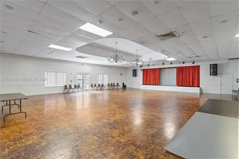 3800 S Ocean Drive Hollywood FL 33019