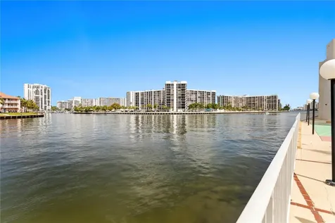 3800 S Ocean Drive Hollywood FL 33019