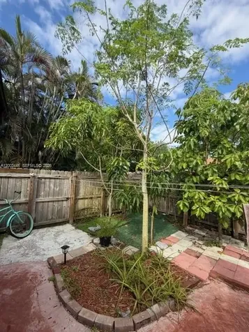 10331 Holly Court Pembroke Pines FL 33026