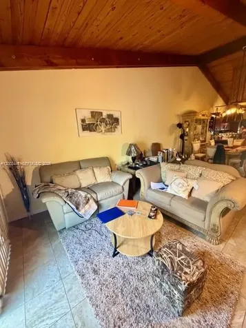 10331 Holly Court Pembroke Pines FL 33026