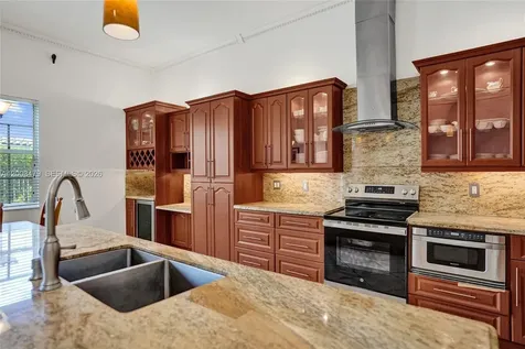 1169 Peregrine Way Weston FL 33327