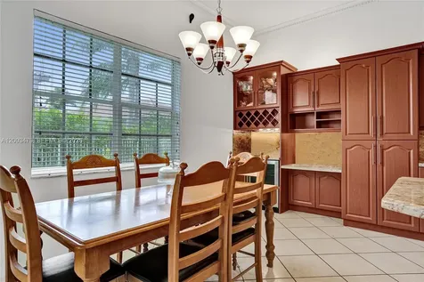 1169 Peregrine Way Weston FL 33327