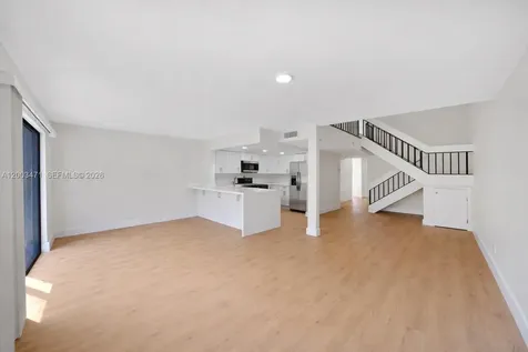 2548 N 38th Avenue Hollywood FL 33021