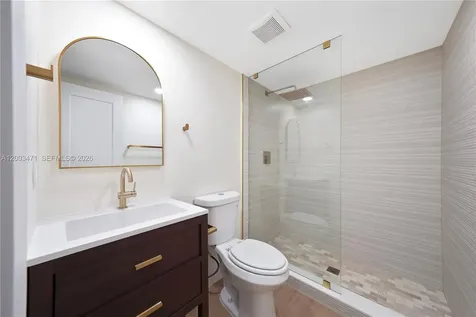 2548 N 38th Avenue Hollywood FL 33021