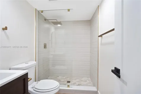2548 N 38th Avenue Hollywood FL 33021