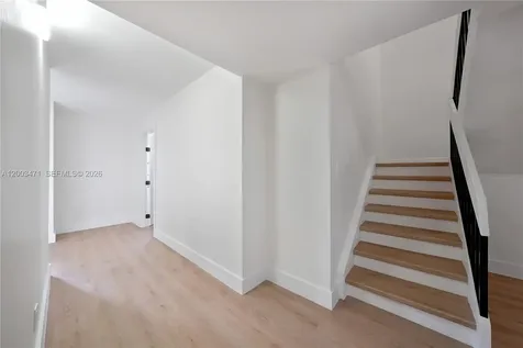 2548 N 38th Avenue Hollywood FL 33021