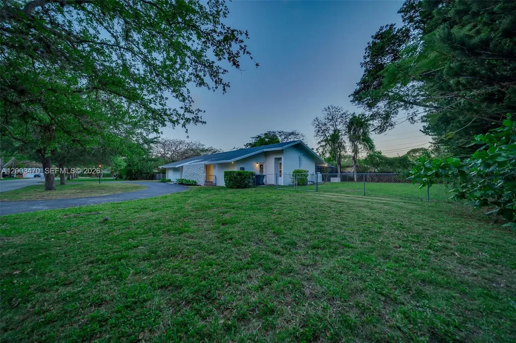 13100 SW 81st Avenue Pinecrest FL 33156