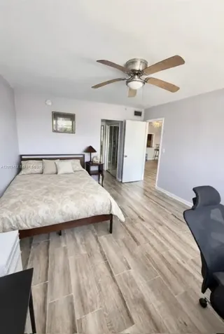 215 SE 3rd Avenue Hallandale Beach FL 33009