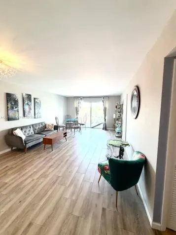 215 SE 3rd Avenue Hallandale Beach FL 33009