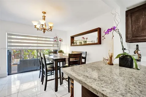 6554 SW 114th Place Miami FL 33173