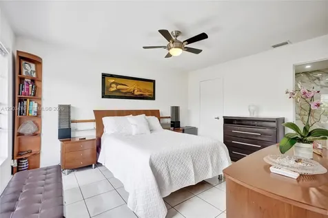 6554 SW 114th Place Miami FL 33173
