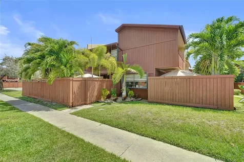 6554 SW 114th Place Miami FL 33173