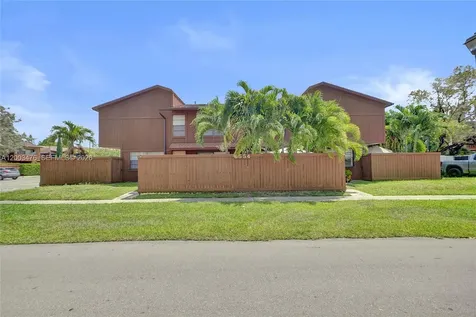 6554 SW 114th Place Miami FL 33173