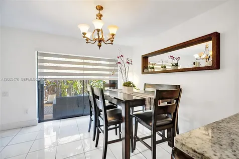 6554 SW 114th Place Miami FL 33173