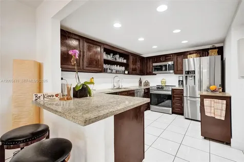 6554 SW 114th Place Miami FL 33173