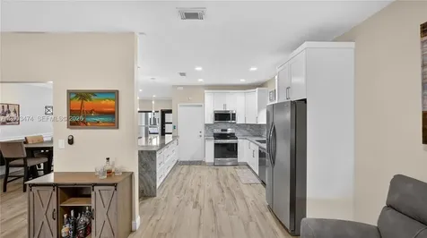 15893 SW 138th Terrace Miami FL 33196