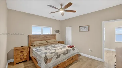 15893 SW 138th Terrace Miami FL 33196