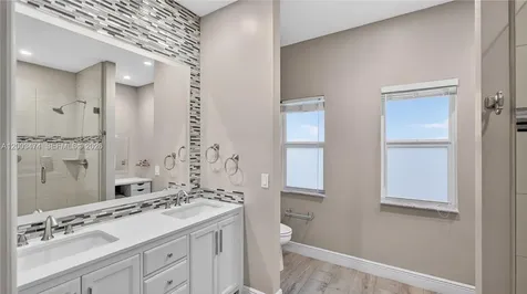 15893 SW 138th Terrace Miami FL 33196