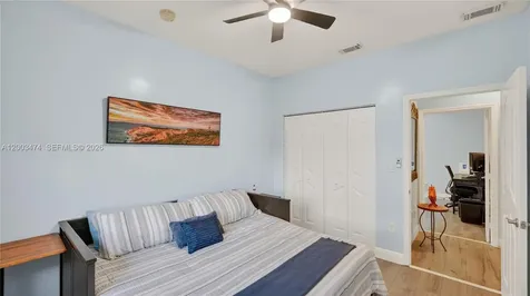 15893 SW 138th Terrace Miami FL 33196