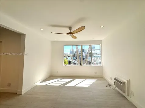 6944 Byron Avenue Miami Beach FL 33141