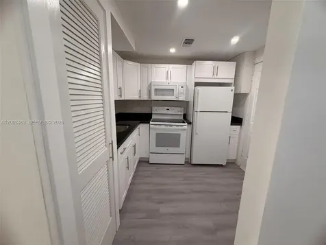 20111 NE 27th Court Aventura FL 33180