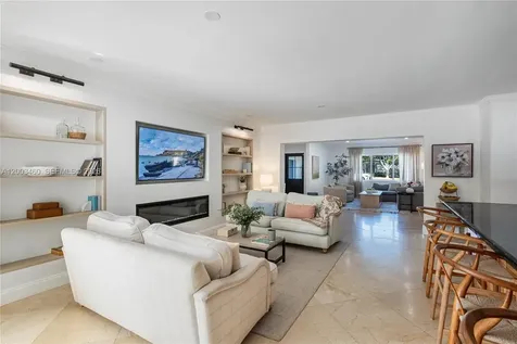 10235 SW 58th Court Pinecrest FL 33156