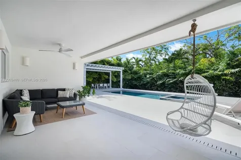 10235 SW 58th Court Pinecrest FL 33156