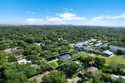 10235 SW 58th Court Pinecrest FL 33156