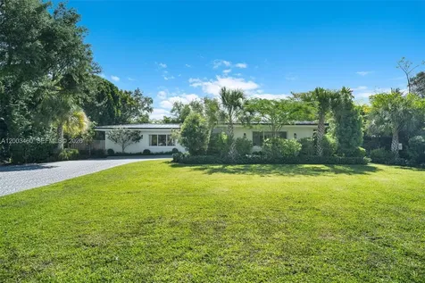 10235 SW 58th Court Pinecrest FL 33156