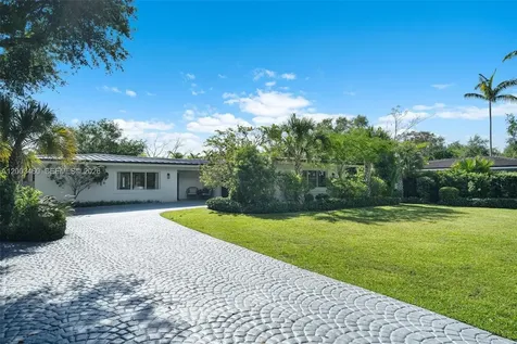 10235 SW 58th Court Pinecrest FL 33156