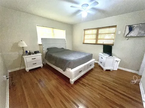 1556 San Benito Avenue Coral Gables FL 33134