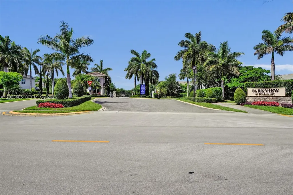 4002 Poinciana Lane Hollywood FL 33021