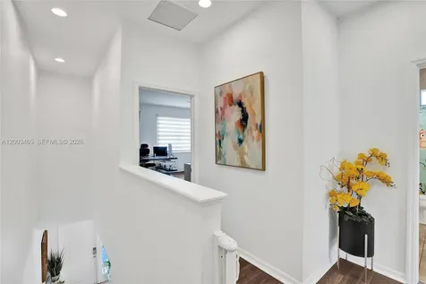 4002 Poinciana Lane Hollywood FL 33021