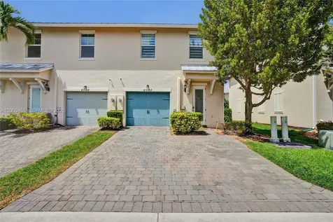4002 Poinciana Lane Hollywood FL 33021