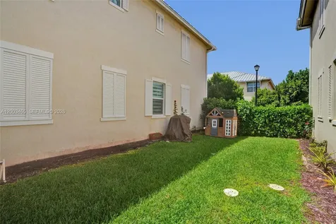 4002 Poinciana Lane Hollywood FL 33021