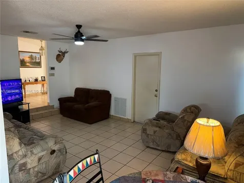 6010 NW 201st Lane Hialeah FL 33015
