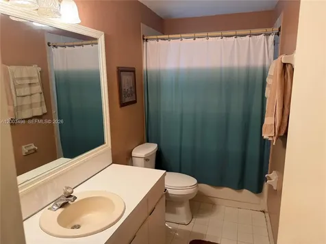 6010 NW 201st Lane Hialeah FL 33015