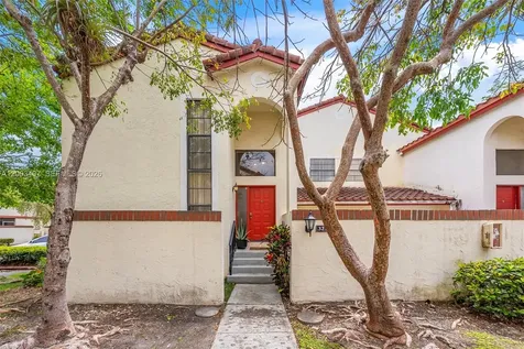 327 Ives Dairy Road Miami FL 33179