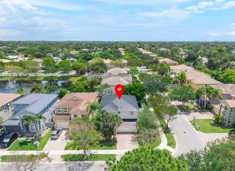 1131 W Magnolia Circle Delray Beach FL 33445