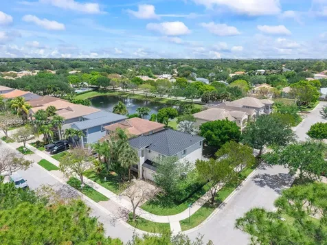 1131 W Magnolia Circle Delray Beach FL 33445