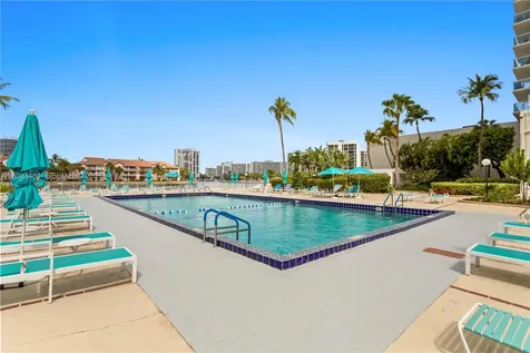 3800 S Ocean Drive Hollywood FL 33019