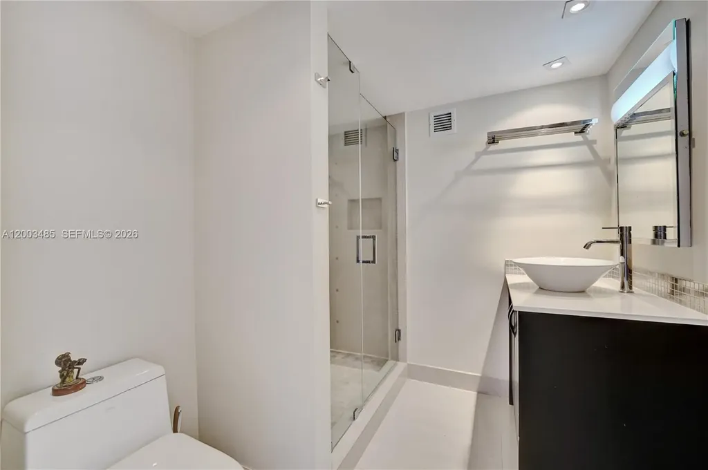 2751 S Ocean Drive Hollywood FL 33019
