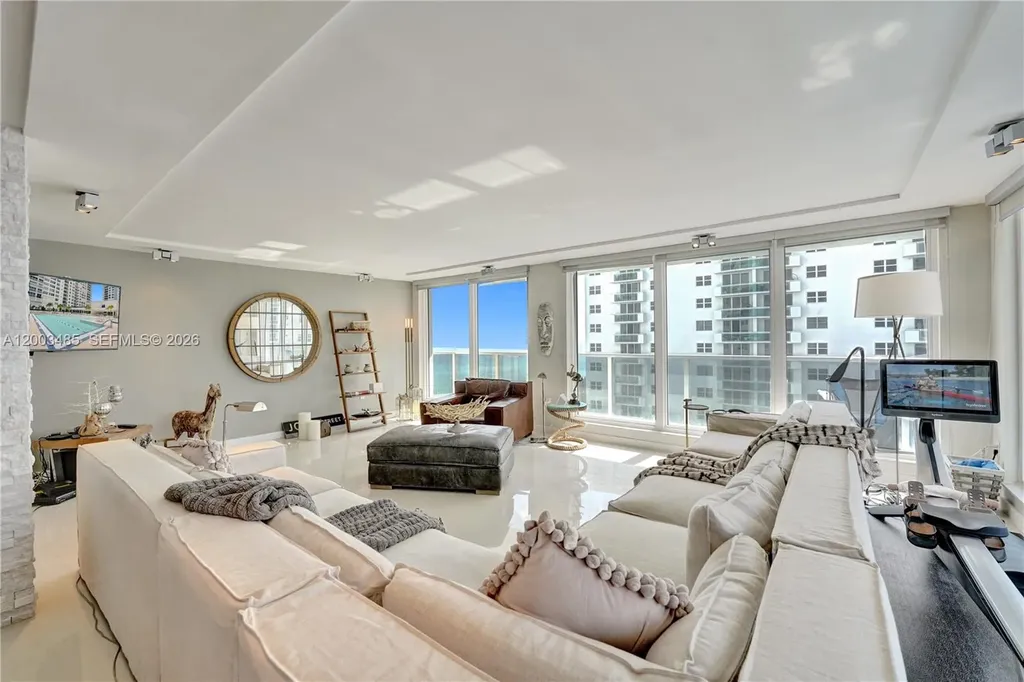 2751 S Ocean Drive Hollywood FL 33019