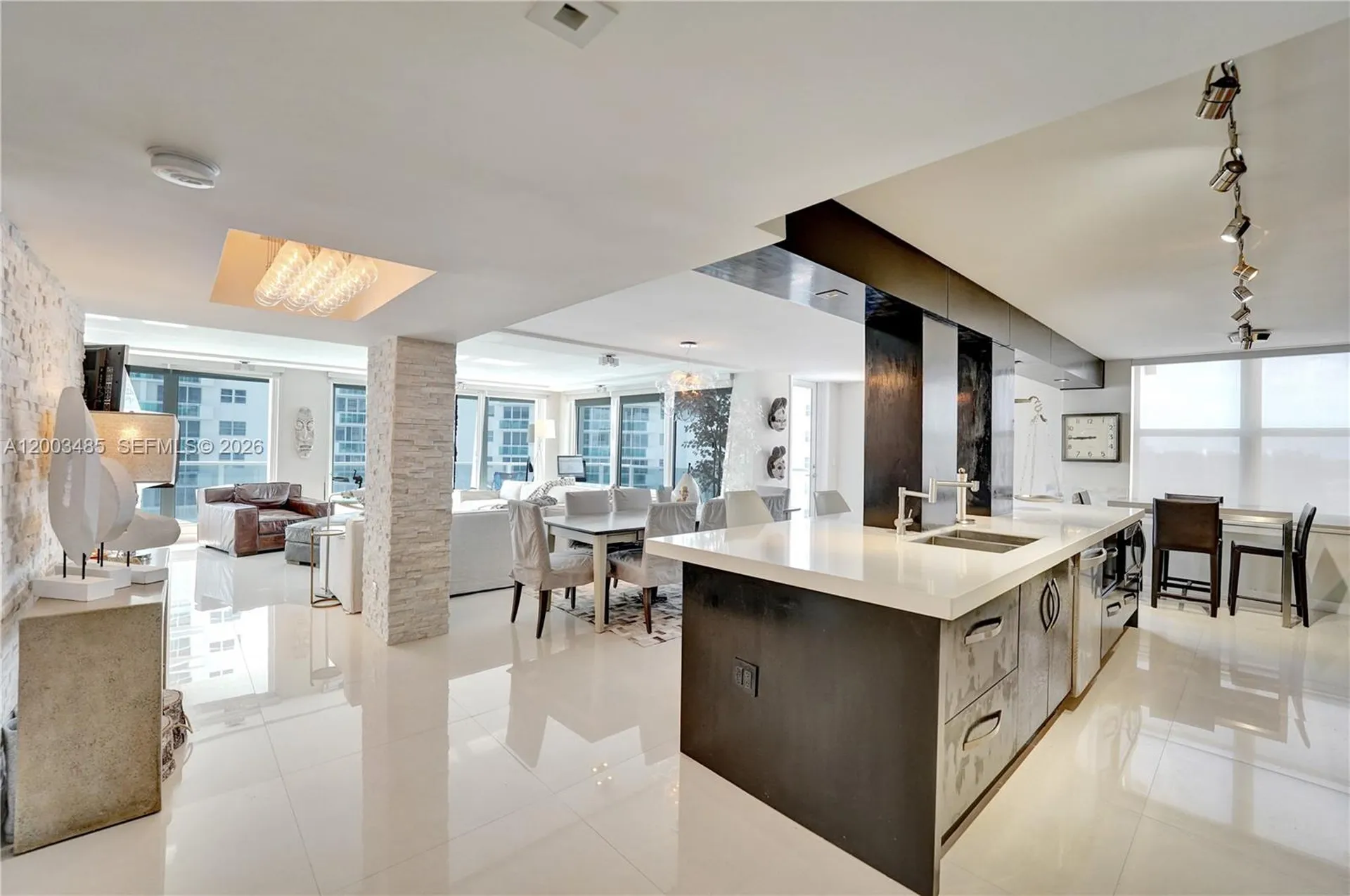 2751 S Ocean Drive Hollywood FL 33019
