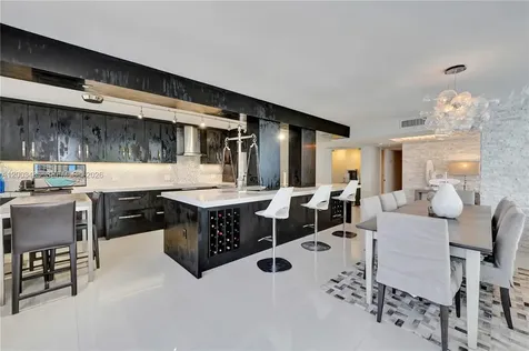 2751 S Ocean Drive Hollywood FL 33019
