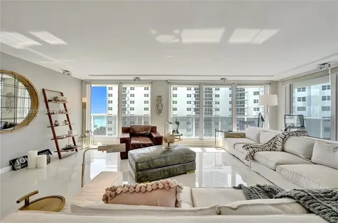 2751 S Ocean Drive Hollywood FL 33019