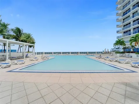 2751 S Ocean Drive Hollywood FL 33019