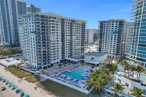 2751 S Ocean Drive Hollywood FL 33019